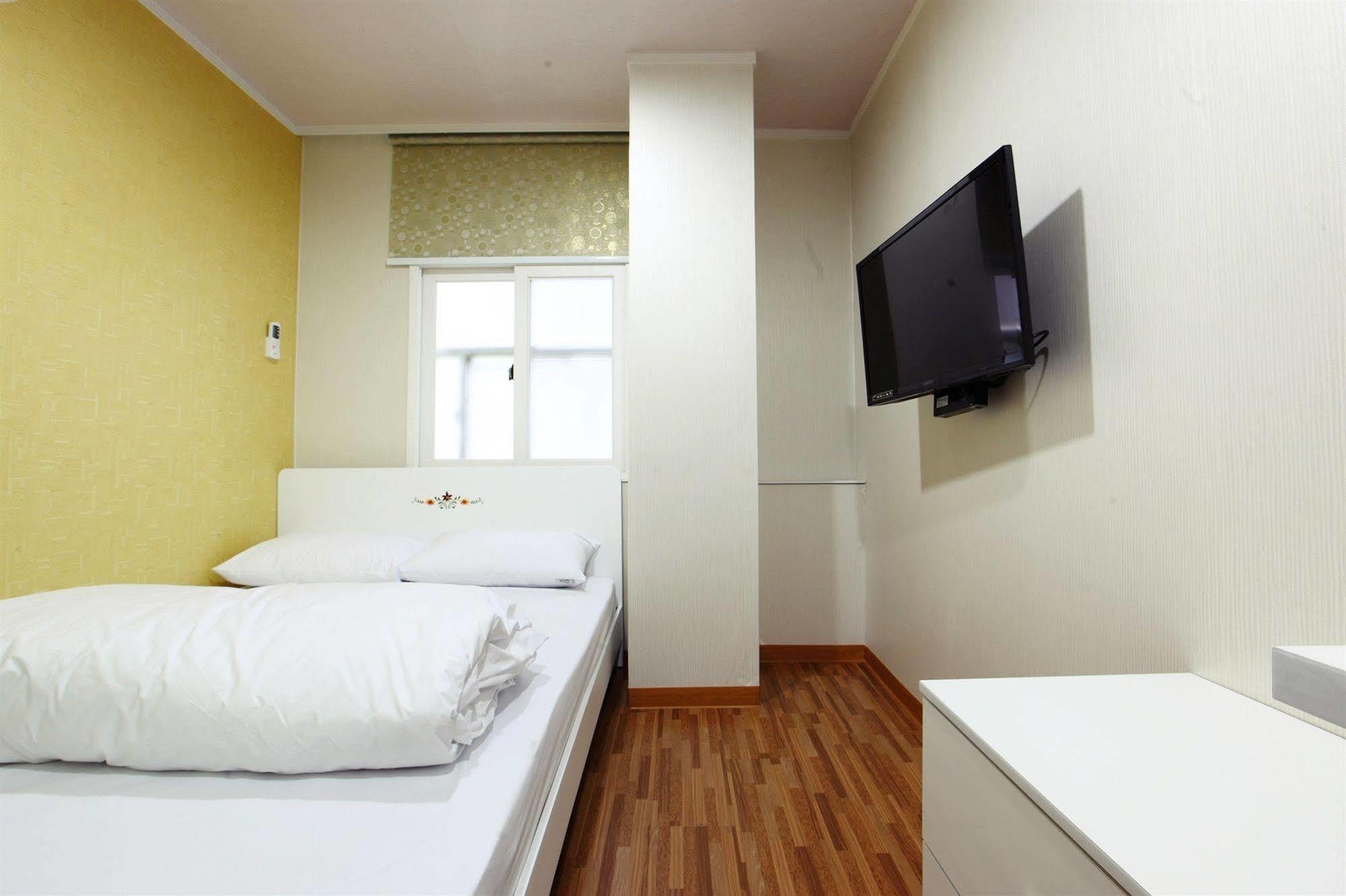 Chloe Guesthouse Gangnam Сеул Екстер'єр фото