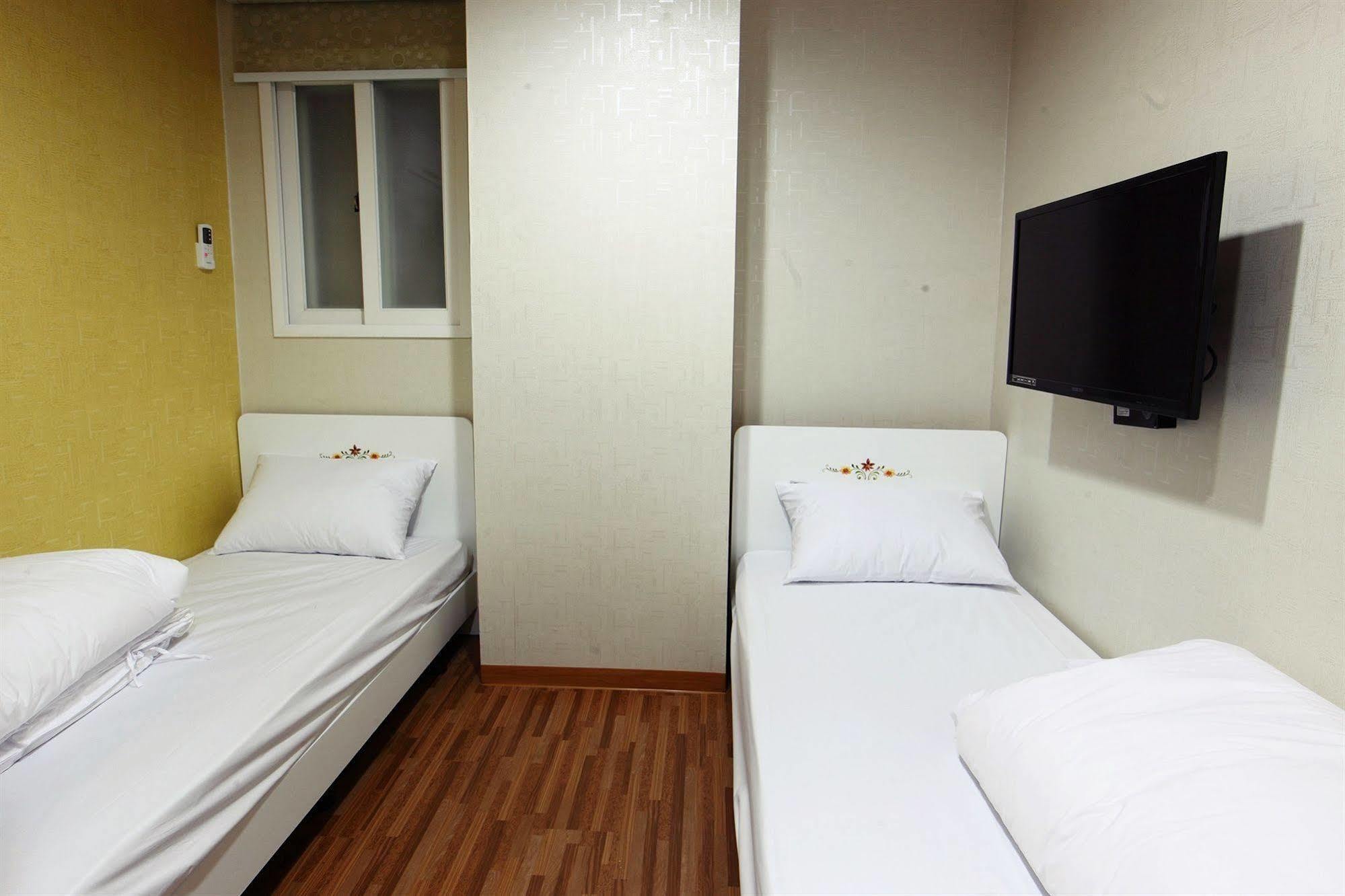 Chloe Guesthouse Gangnam Сеул Екстер'єр фото