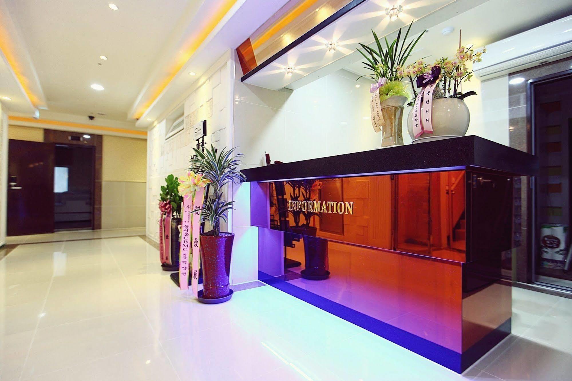 Chloe Guesthouse Gangnam Сеул Екстер'єр фото